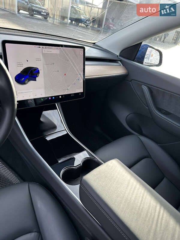 Внедорожник / Кроссовер Tesla Model Y 2020 в Лубнах