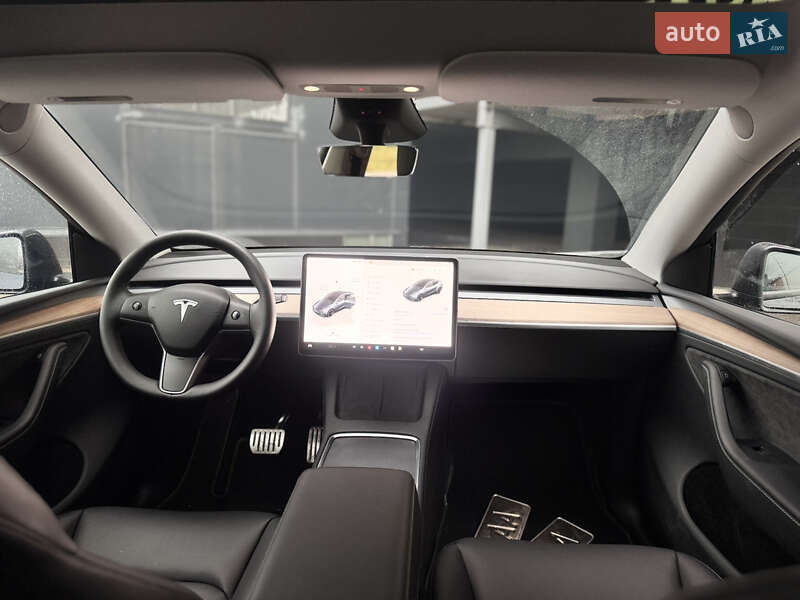 Внедорожник / Кроссовер Tesla Model Y 2024 в Киеве фото 14 Внедорожник / Кроссовер Tesla Model Y 2024 в Киеве