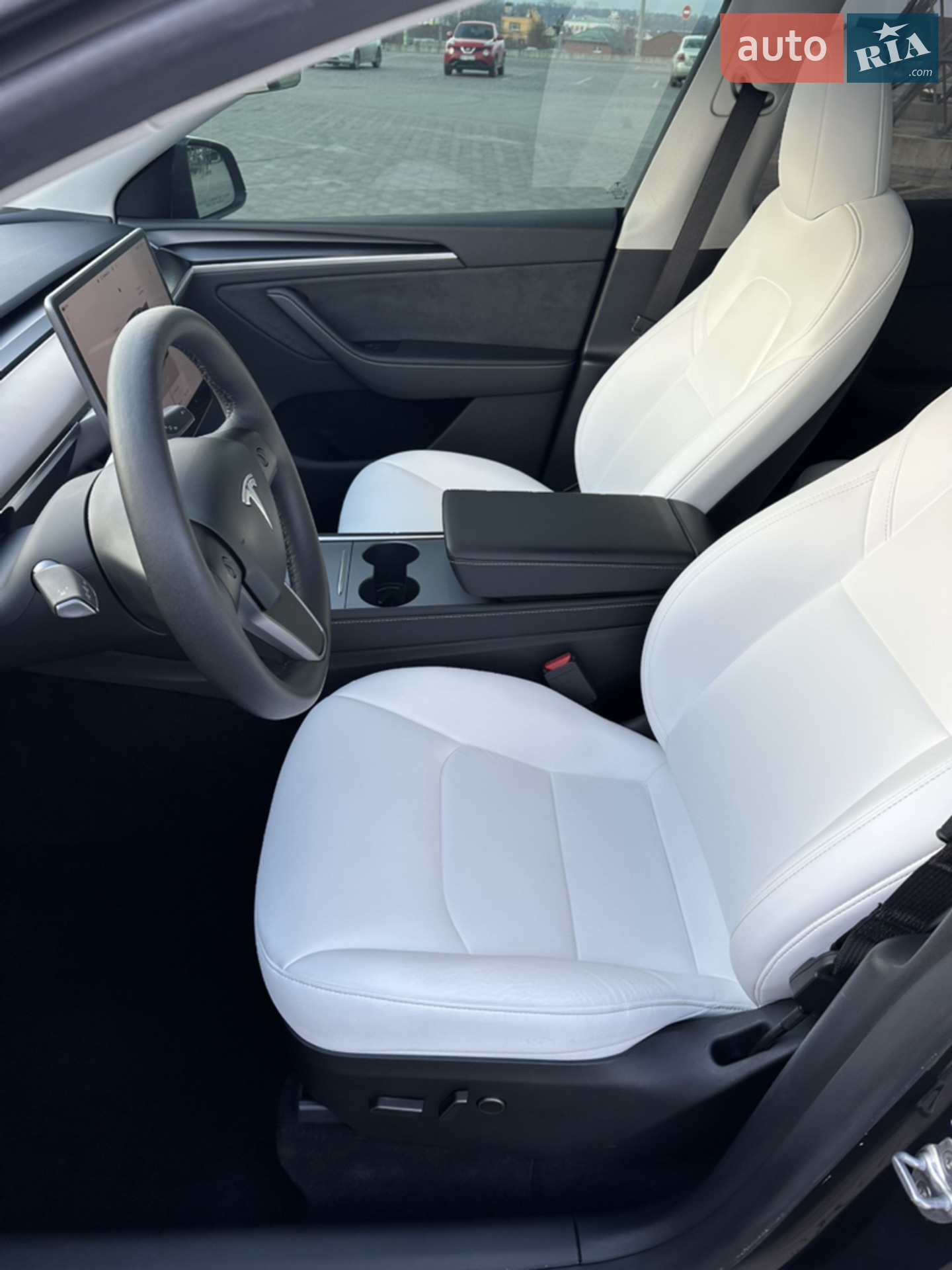2024 Tesla Model Y - мініатюра 16