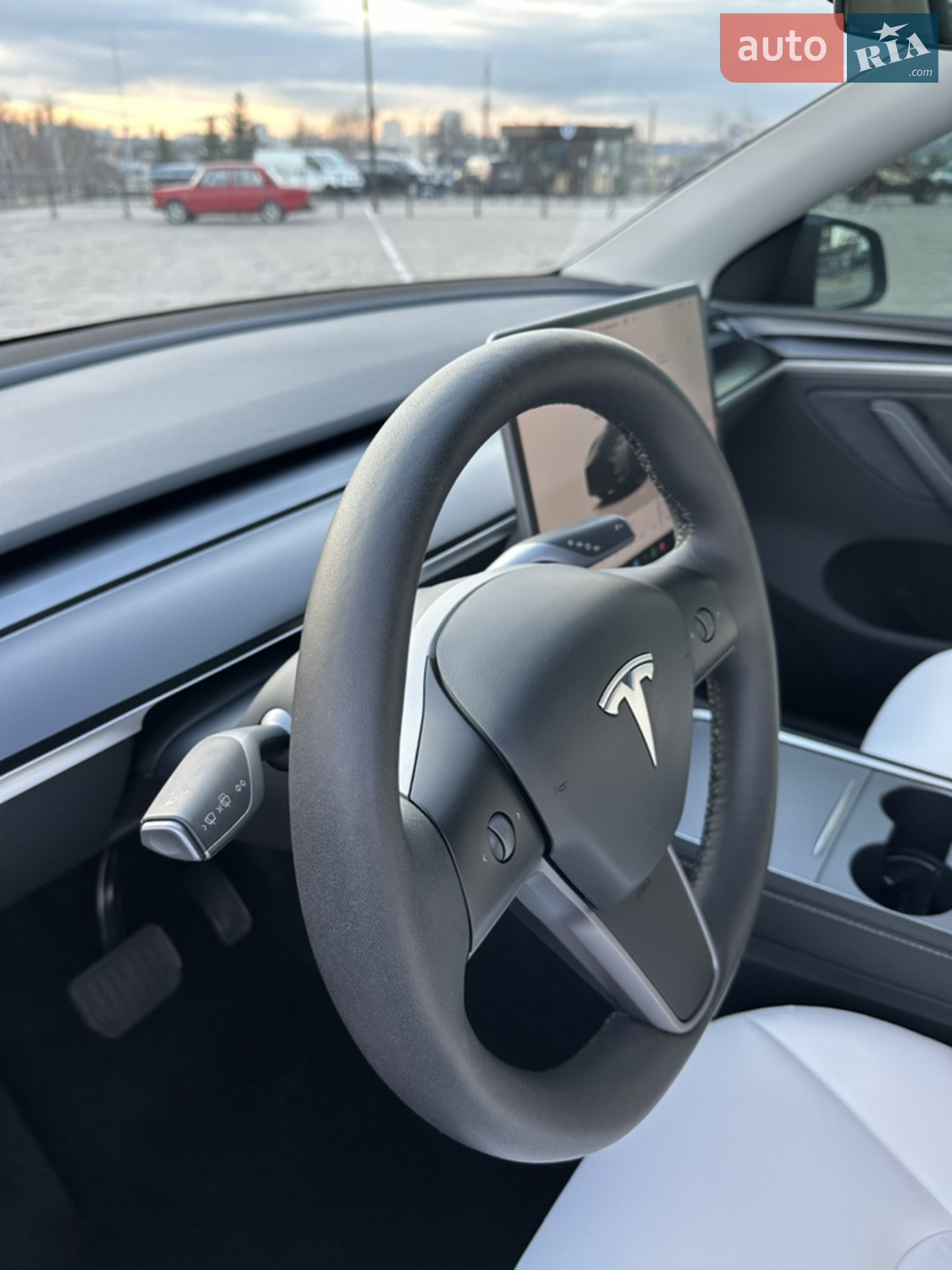 2024 Tesla Model Y - мініатюра 20