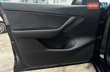 Внедорожник / Кроссовер Tesla Model Y 2021 в Житомире