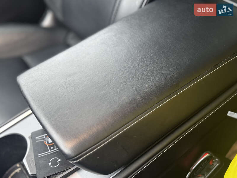 Внедорожник / Кроссовер Tesla Model Y 2021 в Житомире