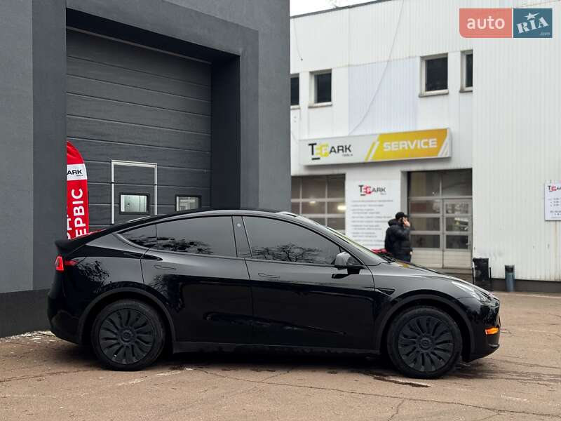 Внедорожник / Кроссовер Tesla Model Y 2023 в Киеве фото 11 Внедорожник / Кроссовер Tesla Model Y 2023 в Киеве