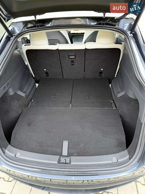 Внедорожник / Кроссовер Tesla Model Y 2023 в Тернополе фото 19 Внедорожник / Кроссовер Tesla Model Y 2023 в Тернополе