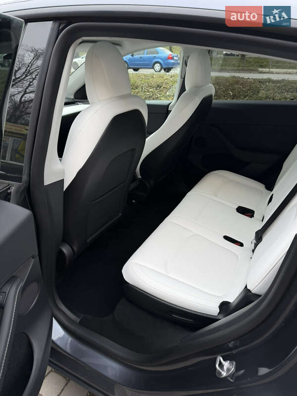 Внедорожник / Кроссовер Tesla Model Y 2023 в Тернополе фото 33 Внедорожник / Кроссовер Tesla Model Y 2023 в Тернополе