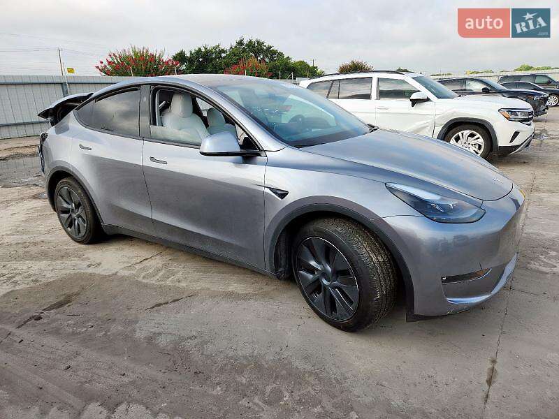 Внедорожник / Кроссовер Tesla Model Y 2024 в Луцке фото Внедорожник / Кроссовер Tesla Model Y 2024 в Луцке