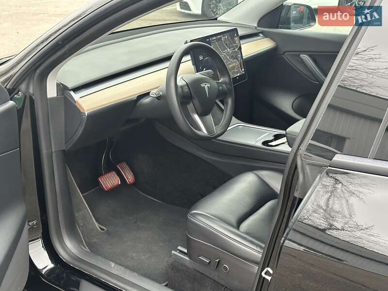 Внедорожник / Кроссовер Tesla Model Y 2021 в Киеве фото 13 Внедорожник / Кроссовер Tesla Model Y 2021 в Киеве