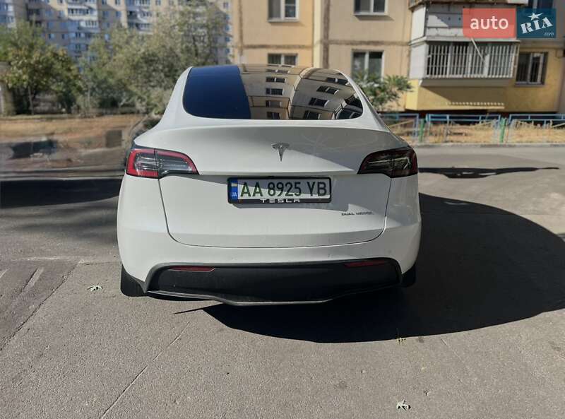 Внедорожник / Кроссовер Tesla Model Y 2022 в Киеве фото 2 Внедорожник / Кроссовер Tesla Model Y 2022 в Киеве