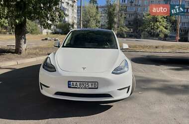 Внедорожник / Кроссовер Tesla Model Y 2022 в Киеве