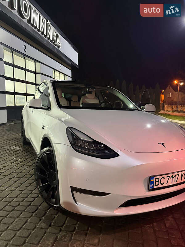 Tesla Model Y 2021 Tesla Model Y 2021