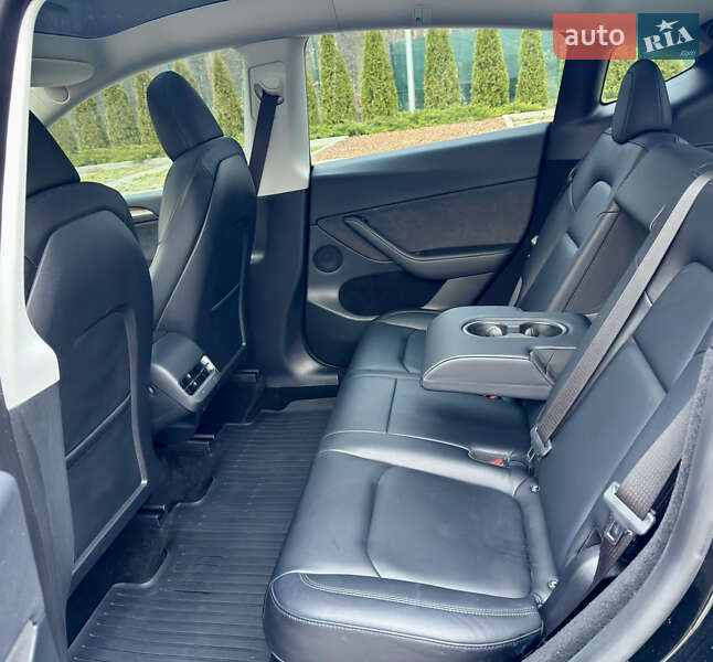 Внедорожник / Кроссовер Tesla Model Y 2023 в Харькове