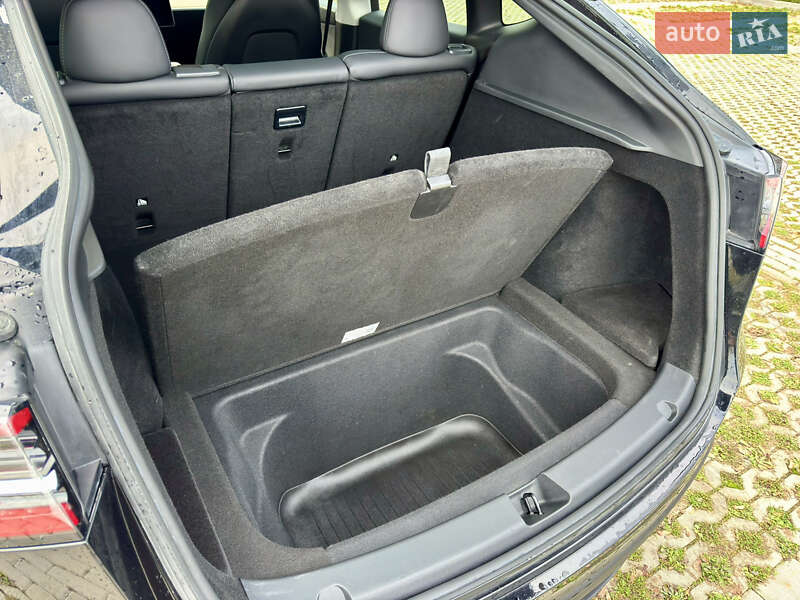 Внедорожник / Кроссовер Tesla Model Y 2023 в Харькове