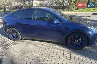 Позашляховик / Кросовер Tesla Model Y 2022 в Львові