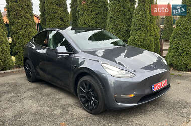 Внедорожник / Кроссовер Tesla Model Y 2021 в Киеве