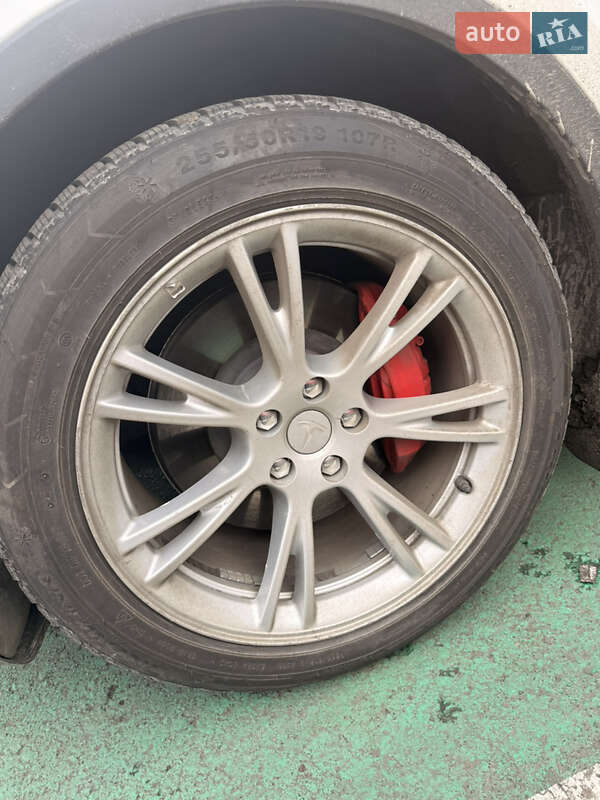 Внедорожник / Кроссовер Tesla Model Y 2022 в Киеве фото 8 Внедорожник / Кроссовер Tesla Model Y 2022 в Киеве