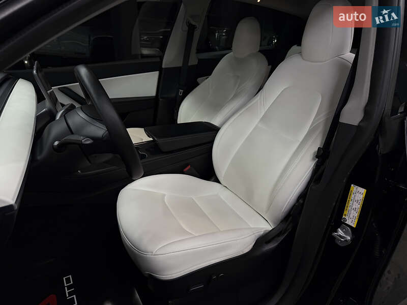 Внедорожник / Кроссовер Tesla Model Y 2021 в Одессе