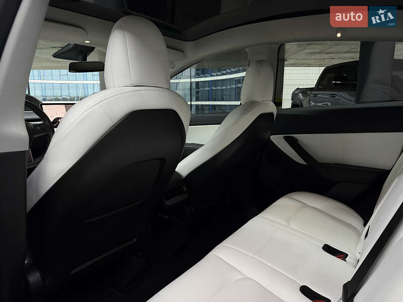 Внедорожник / Кроссовер Tesla Model Y 2021 в Одессе