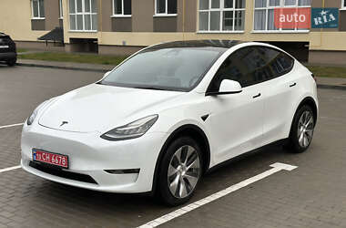 Внедорожник / Кроссовер Tesla Model Y 2022 в Киеве