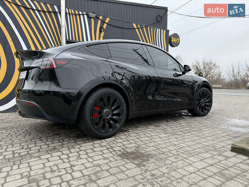 Внедорожник / Кроссовер Tesla Model Y 2023 в Ирпене фото 4 Внедорожник / Кроссовер Tesla Model Y 2023 в Ирпене