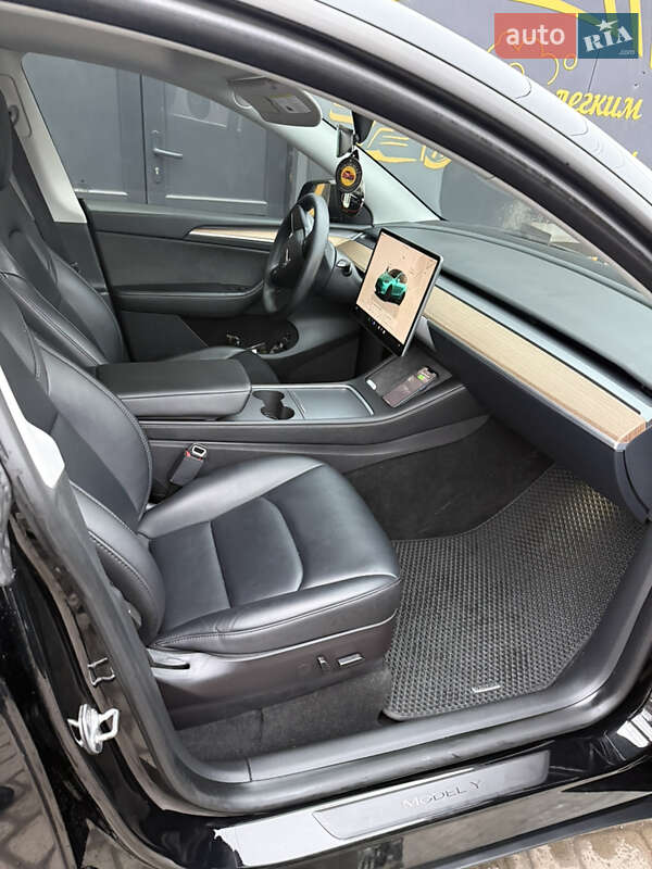 Внедорожник / Кроссовер Tesla Model Y 2023 в Ирпене фото 10 Внедорожник / Кроссовер Tesla Model Y 2023 в Ирпене