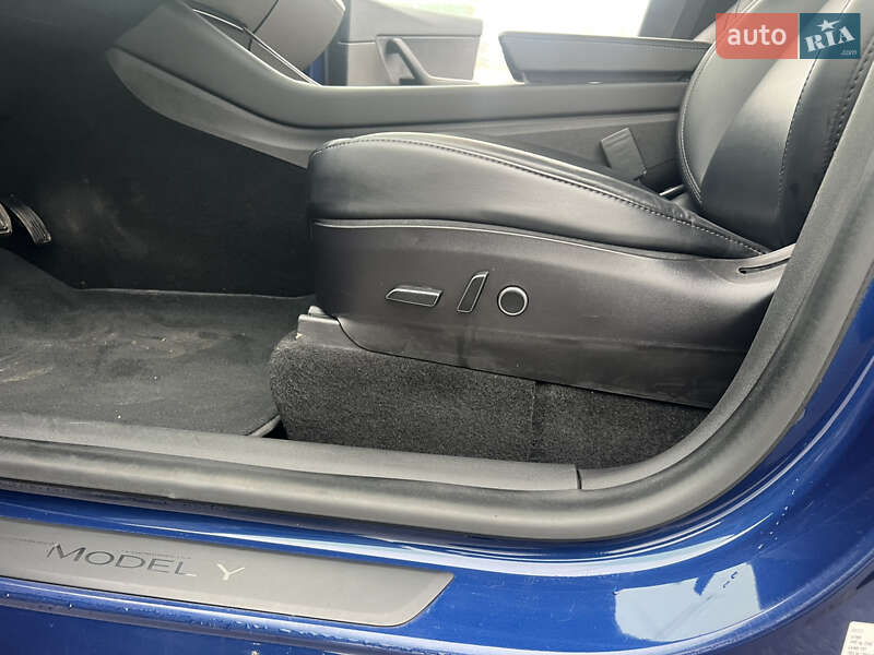 Внедорожник / Кроссовер Tesla Model Y 2021 в Ужгороде фото 16 Внедорожник / Кроссовер Tesla Model Y 2021 в Ужгороде