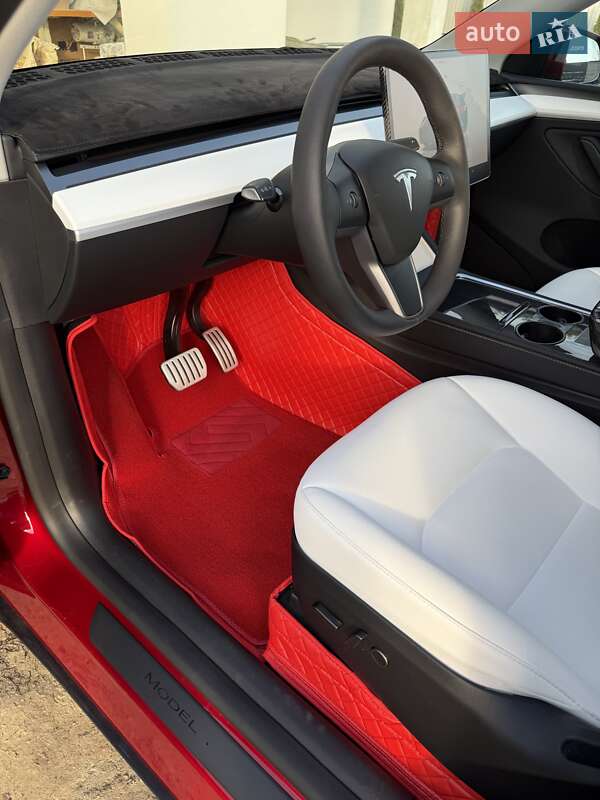 Внедорожник / Кроссовер Tesla Model Y 2024 в Львове фото 22 Внедорожник / Кроссовер Tesla Model Y 2024 в Львове
