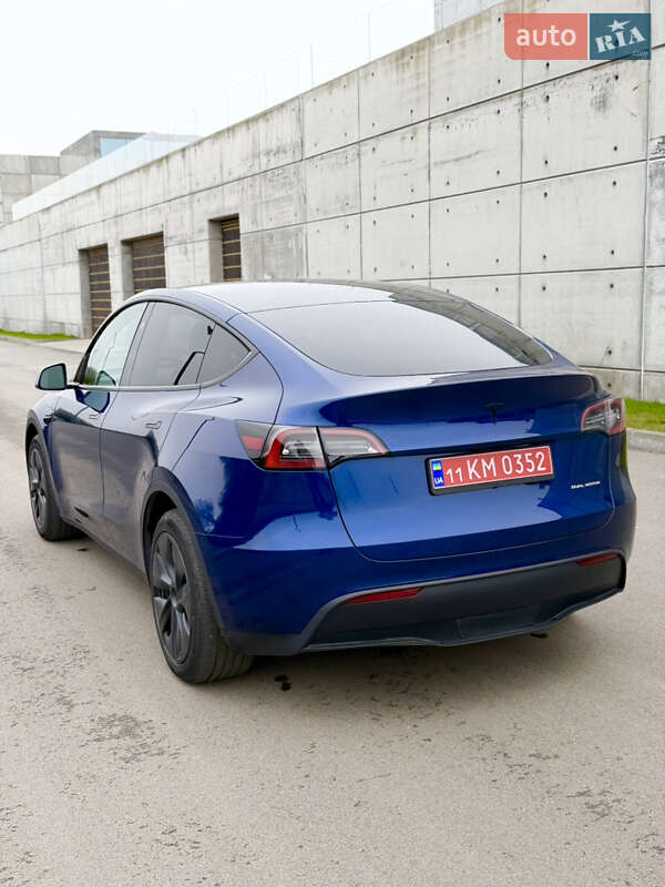 Внедорожник / Кроссовер Tesla Model Y 2024 в Киеве