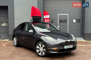 Внедорожник / Кроссовер Tesla Model Y 2024 в Киеве