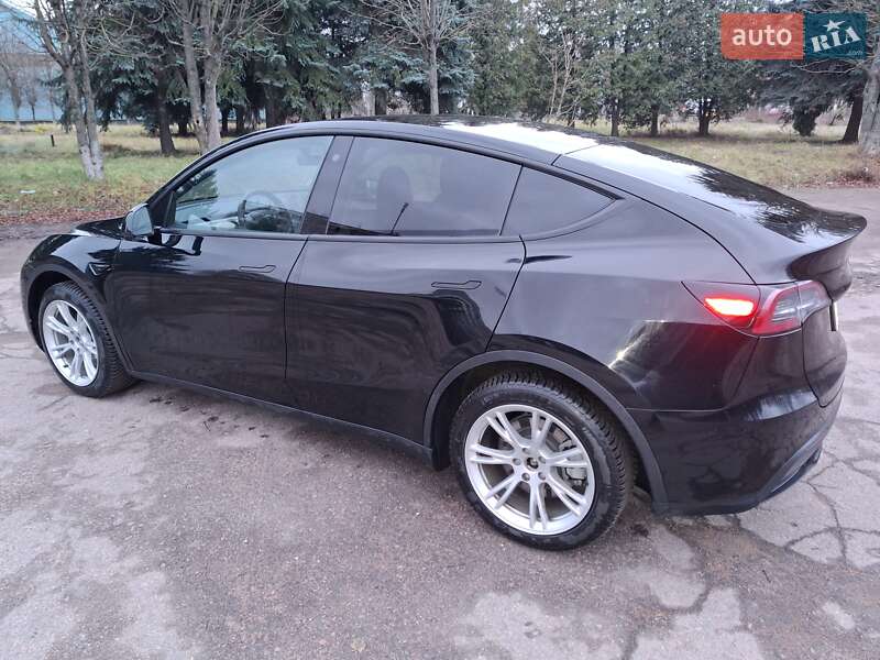 Внедорожник / Кроссовер Tesla Model Y 2023 в Житомире фото 8 Внедорожник / Кроссовер Tesla Model Y 2023 в Житомире