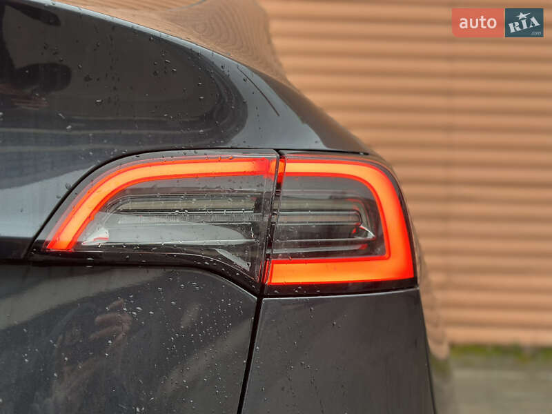 Внедорожник / Кроссовер Tesla Model Y 2024 в Киеве фото 18 Внедорожник / Кроссовер Tesla Model Y 2024 в Киеве