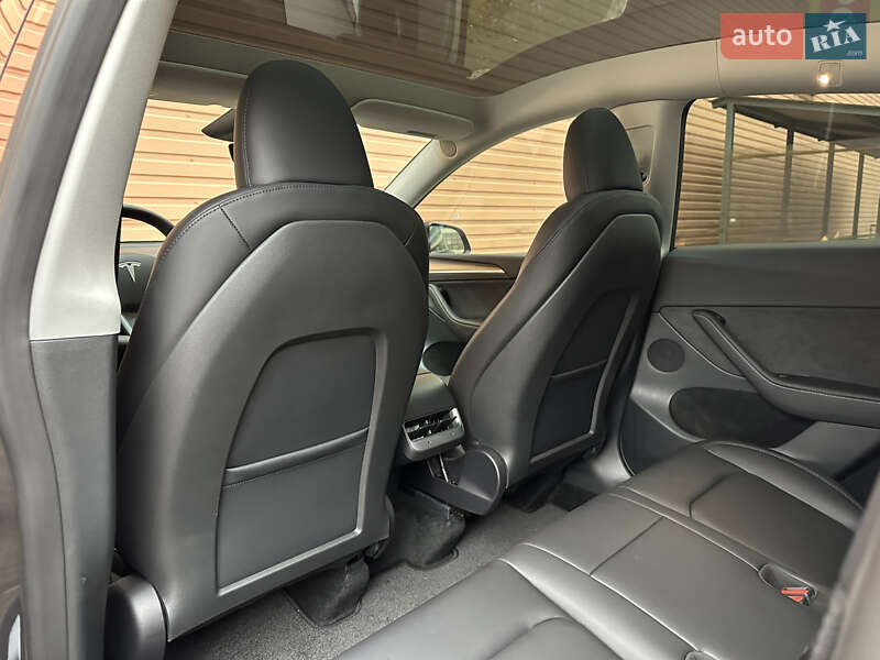 Внедорожник / Кроссовер Tesla Model Y 2024 в Киеве фото 33 Внедорожник / Кроссовер Tesla Model Y 2024 в Киеве