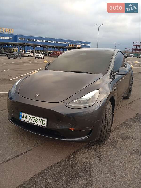 Внедорожник / Кроссовер Tesla Model Y 2025 в Киеве фото 4 Внедорожник / Кроссовер Tesla Model Y 2025 в Киеве