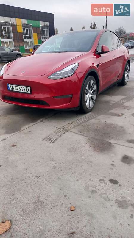 Внедорожник / Кроссовер Tesla Model Y 2021 в Киеве