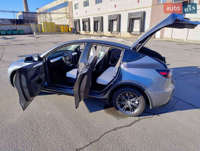 Внедорожник / Кроссовер Tesla Model Y 2024 в Житомире фото 14 Внедорожник / Кроссовер Tesla Model Y 2024 в Житомире