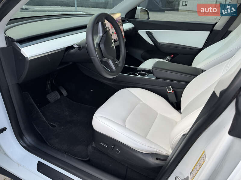 Внедорожник / Кроссовер Tesla Model Y 2021 в Харькове