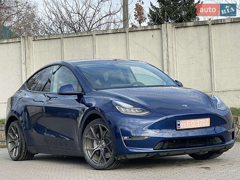 Внедорожник / Кроссовер Tesla Model Y 2022 в Сарнах