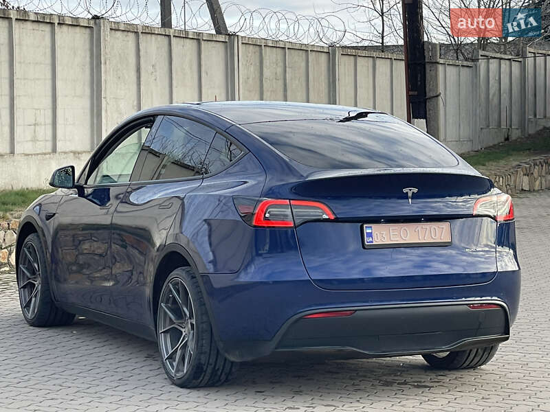 Внедорожник / Кроссовер Tesla Model Y 2022 в Сарнах