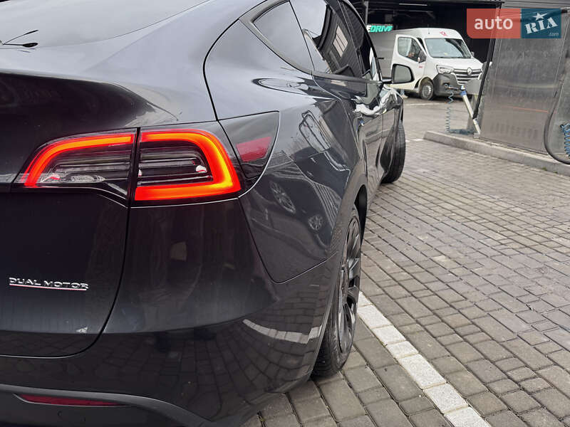 Позашляховик / Кросовер Tesla Model Y 2024 в Звягелі фото 13 Позашляховик / Кросовер Tesla Model Y 2024 в Звягелі