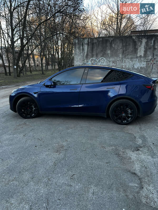 Внедорожник / Кроссовер Tesla Model Y 2022 в Днепре