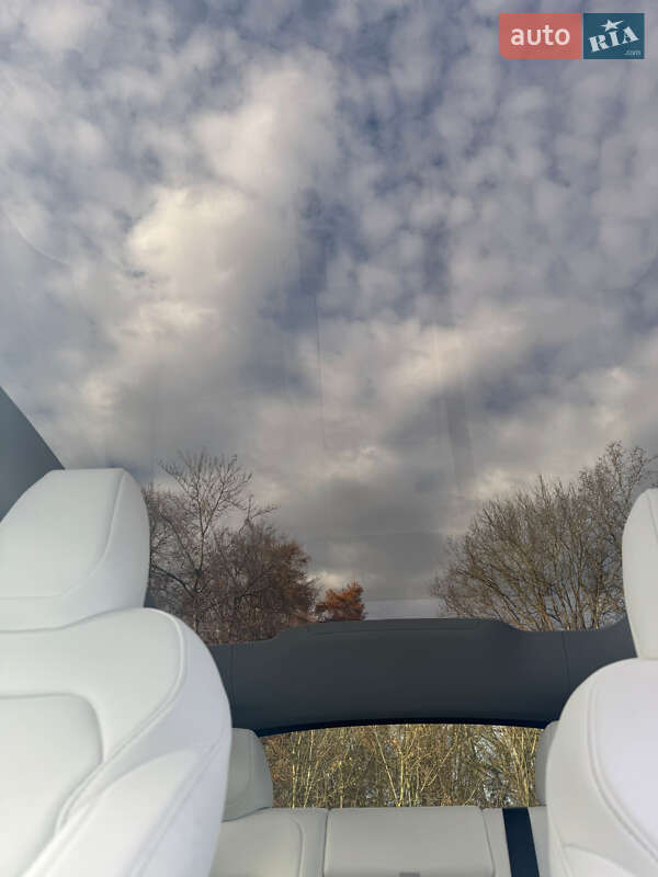 Внедорожник / Кроссовер Tesla Model Y 2025 в Ровно фото 37 Внедорожник / Кроссовер Tesla Model Y 2025 в Ровно