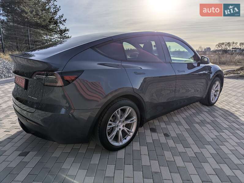 Внедорожник / Кроссовер Tesla Model Y 2024 в Львове фото 5 Внедорожник / Кроссовер Tesla Model Y 2024 в Львове