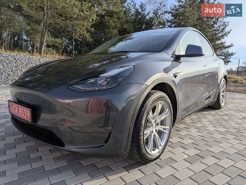 Внедорожник / Кроссовер Tesla Model Y 2024 в Львове фото 11 Внедорожник / Кроссовер Tesla Model Y 2024 в Львове