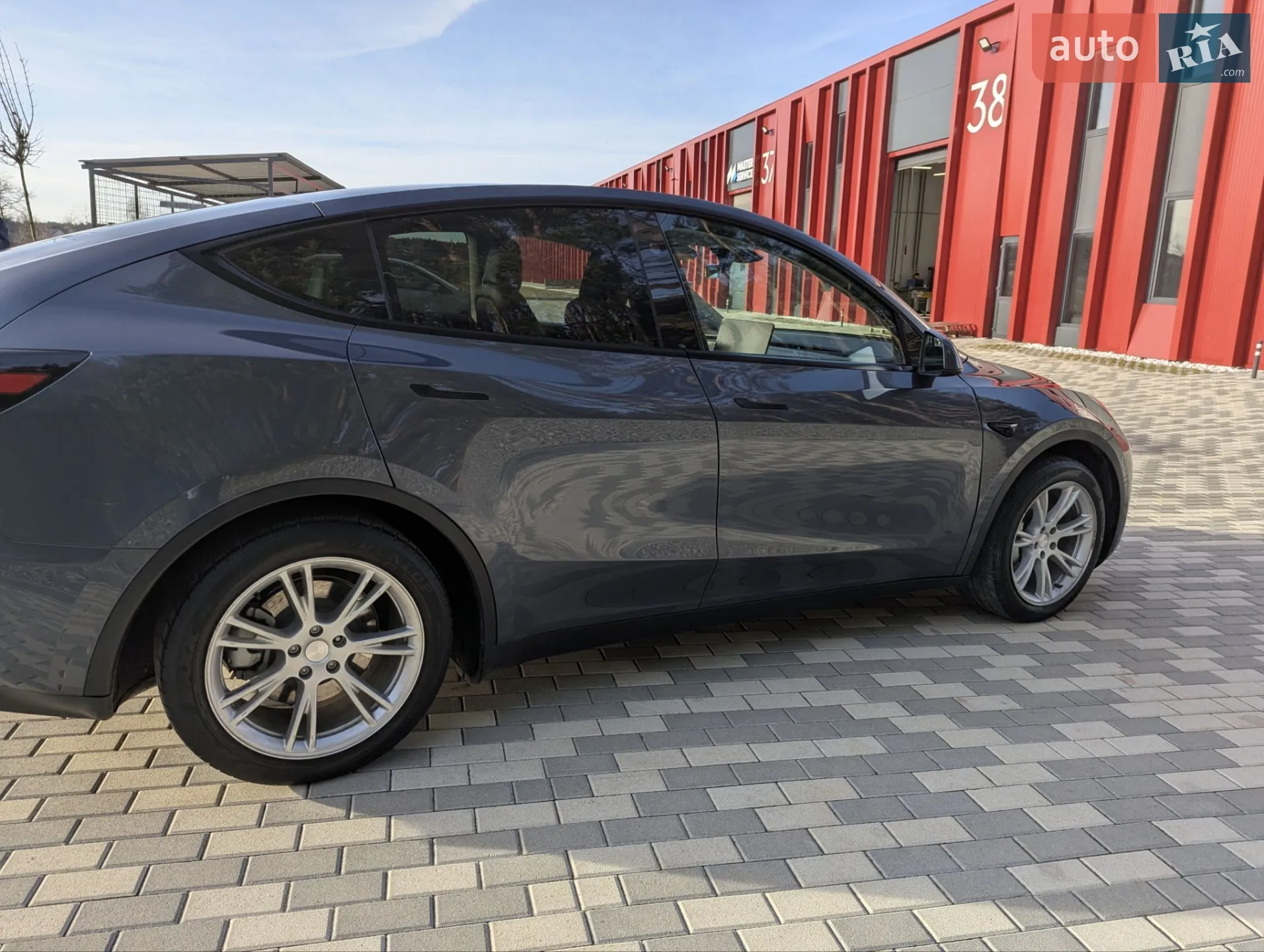 2023 Tesla Model Y - мініатюра 13