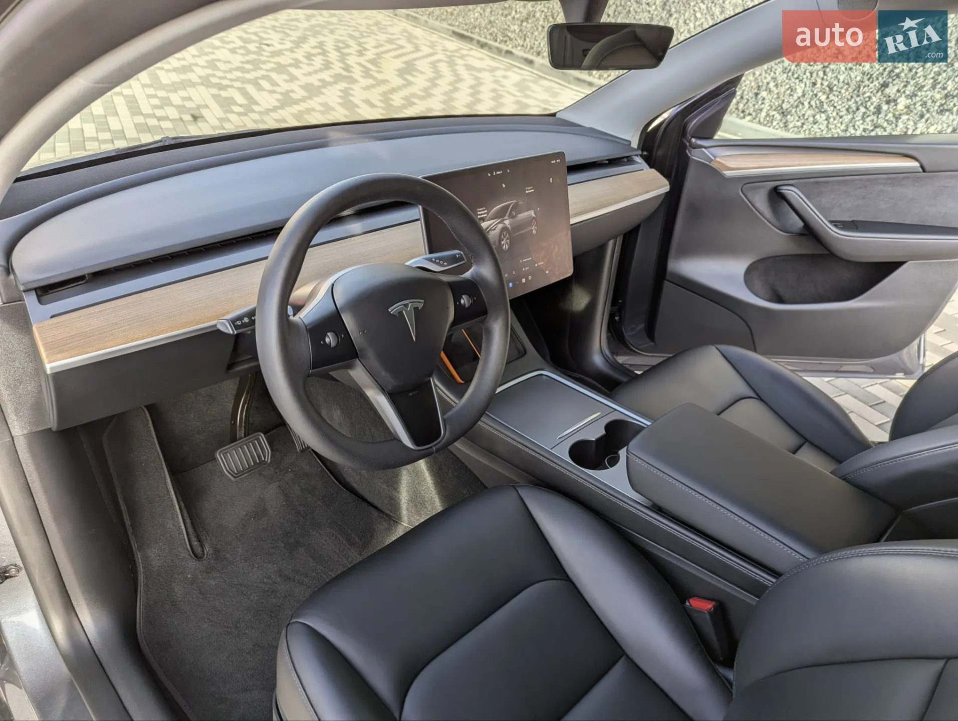 2023 Tesla Model Y - мініатюра 24