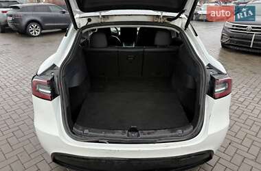 Внедорожник / Кроссовер Tesla Model Y 2020 в Луцке
