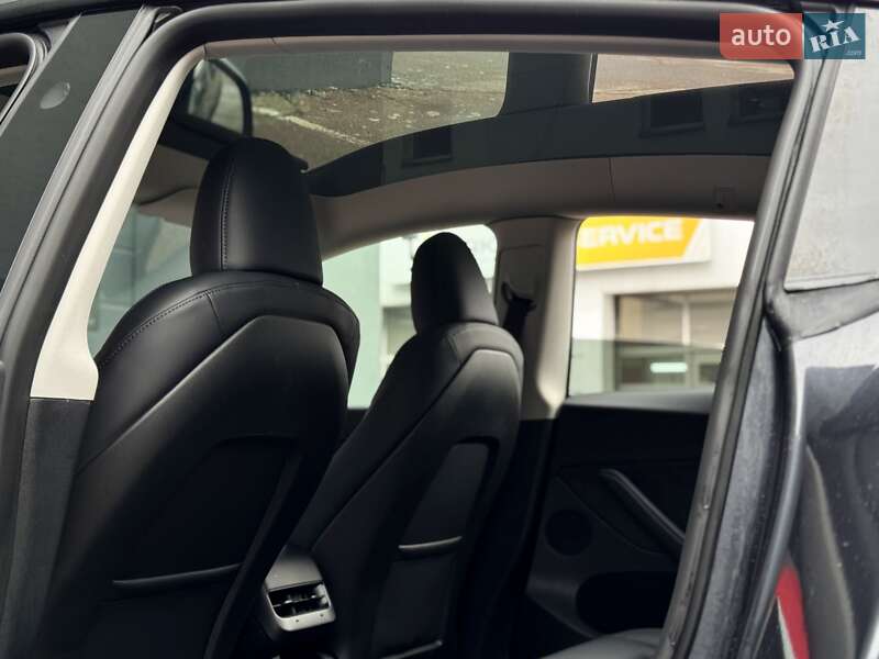 Внедорожник / Кроссовер Tesla Model Y 2024 в Киеве фото 16 Внедорожник / Кроссовер Tesla Model Y 2024 в Киеве