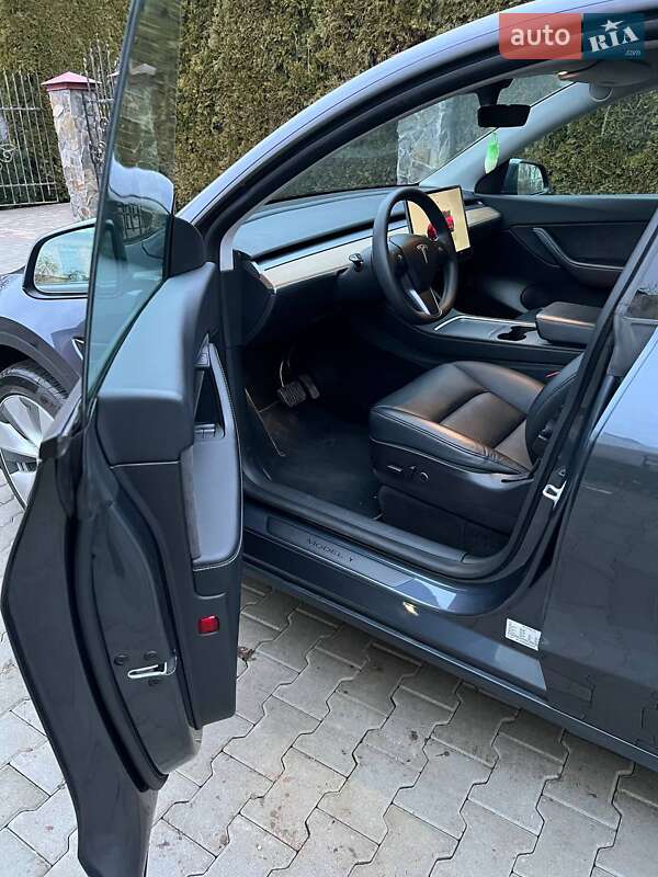 Внедорожник / Кроссовер Tesla Model Y 2022 в Львове фото 16 Внедорожник / Кроссовер Tesla Model Y 2022 в Львове
