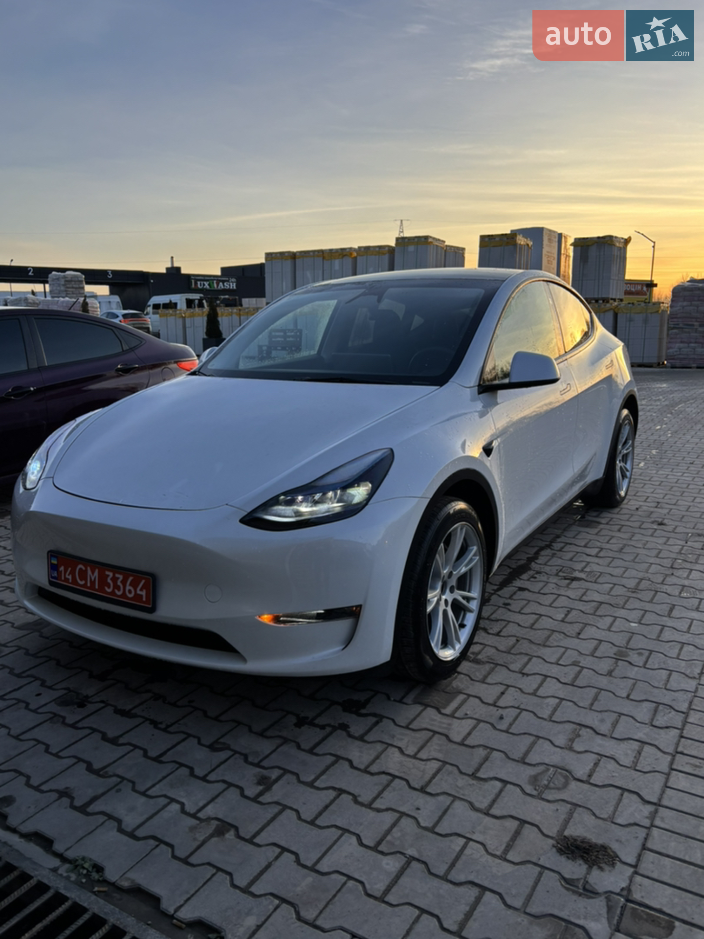 2023 Tesla Model Y - мініатюра 4