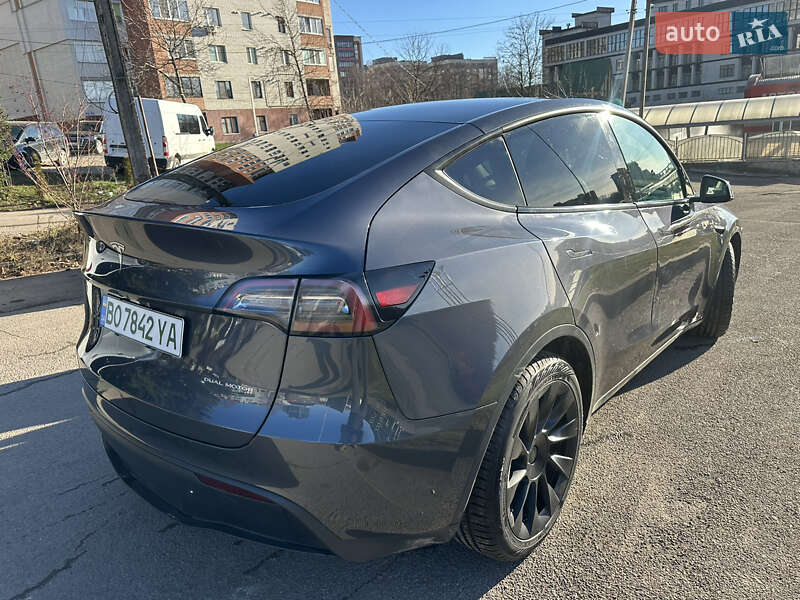 Tesla Model Y 2023 Tesla Model Y 2023