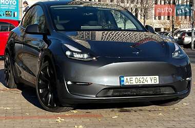 Позашляховик / Кросовер Tesla Model Y 2023 в Дніпрі